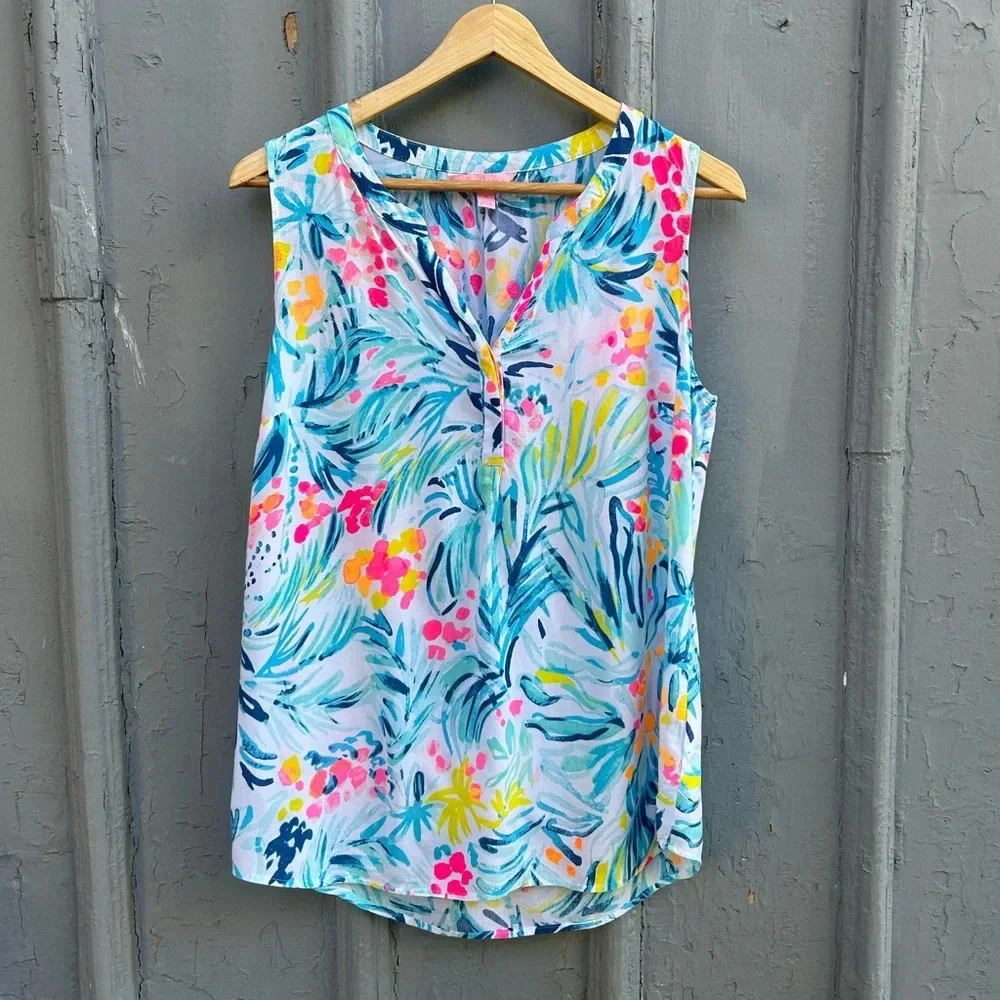 Lilly Pulitzer Stacey Sleeveless Blouse, size Small - Picture 3 of 10